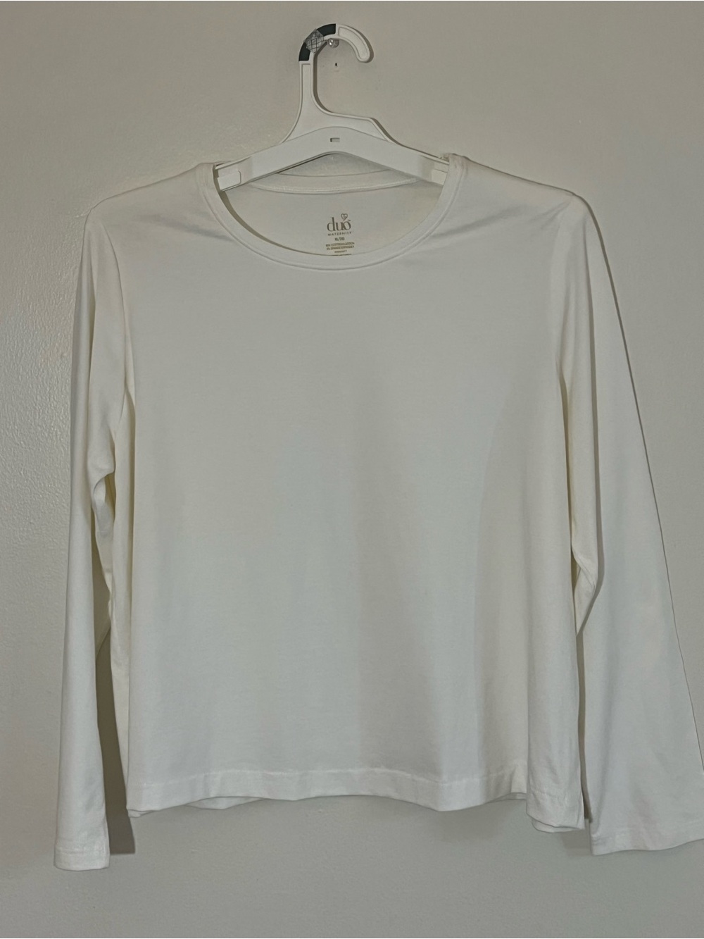 Duo Maternity Ivory Long Sleeve Tee size XL